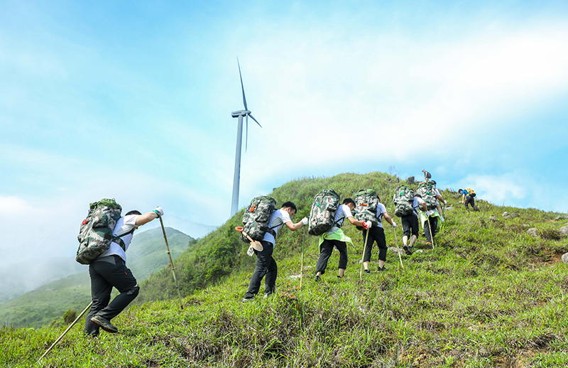 挑战未登峰